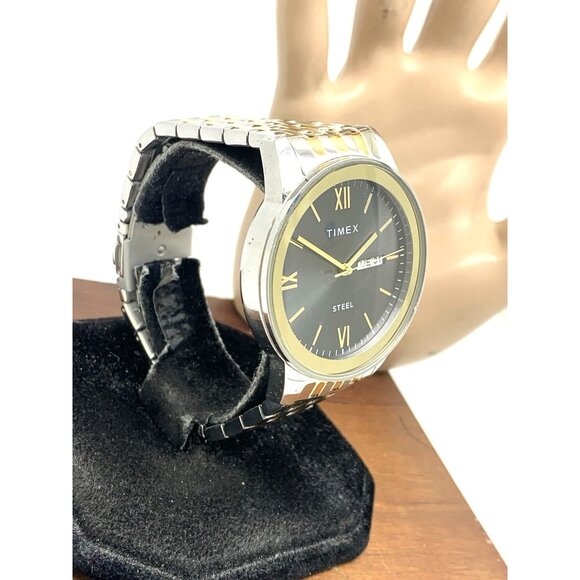 Timex Men's Watch TW2T50500 Quartz Gray Dial Two Tone Stainless Steel 41mm - Picture 13 of 13